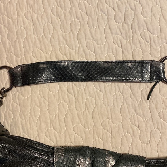 Chi designed by Falchi bag - Picture 11 of 14